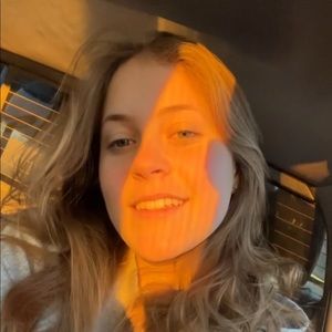 Meet your Posher, Aurora